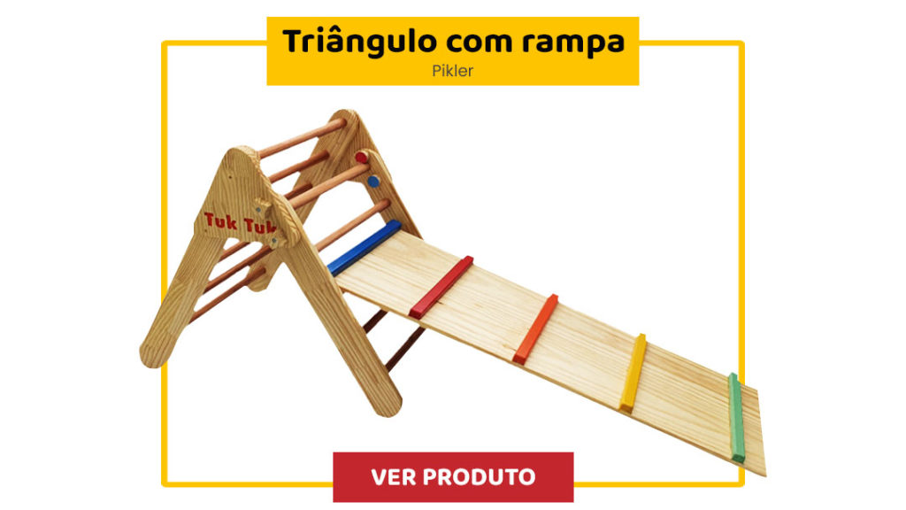 Brinquedos Abordagem Pikler - Triângulo Pikler com Rampa - Brinquedos Tuk Tuk - Especialistas em Brinquedos de Madeira Pikler, Montessori e Reggio Emilia